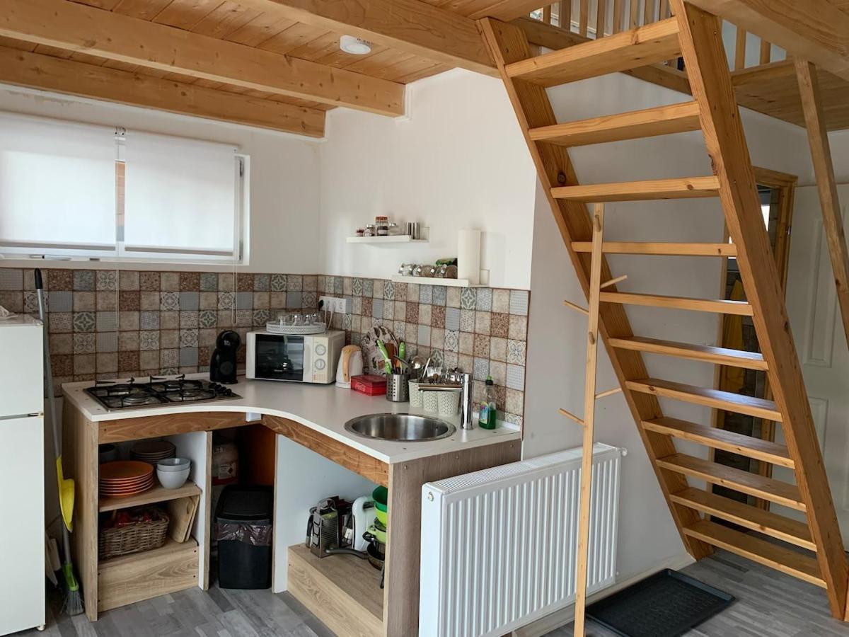 Appartement Tejfeles Vendeghaz à Porva Extérieur photo