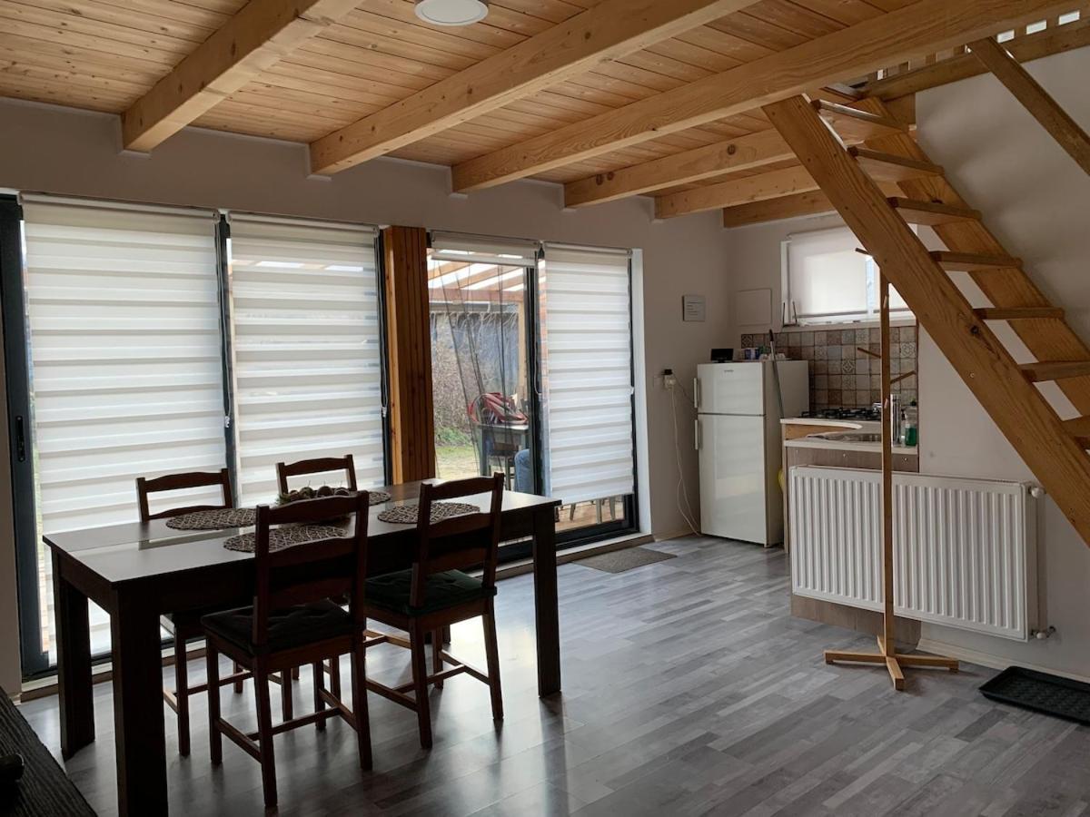 Appartement Tejfeles Vendeghaz à Porva Extérieur photo
