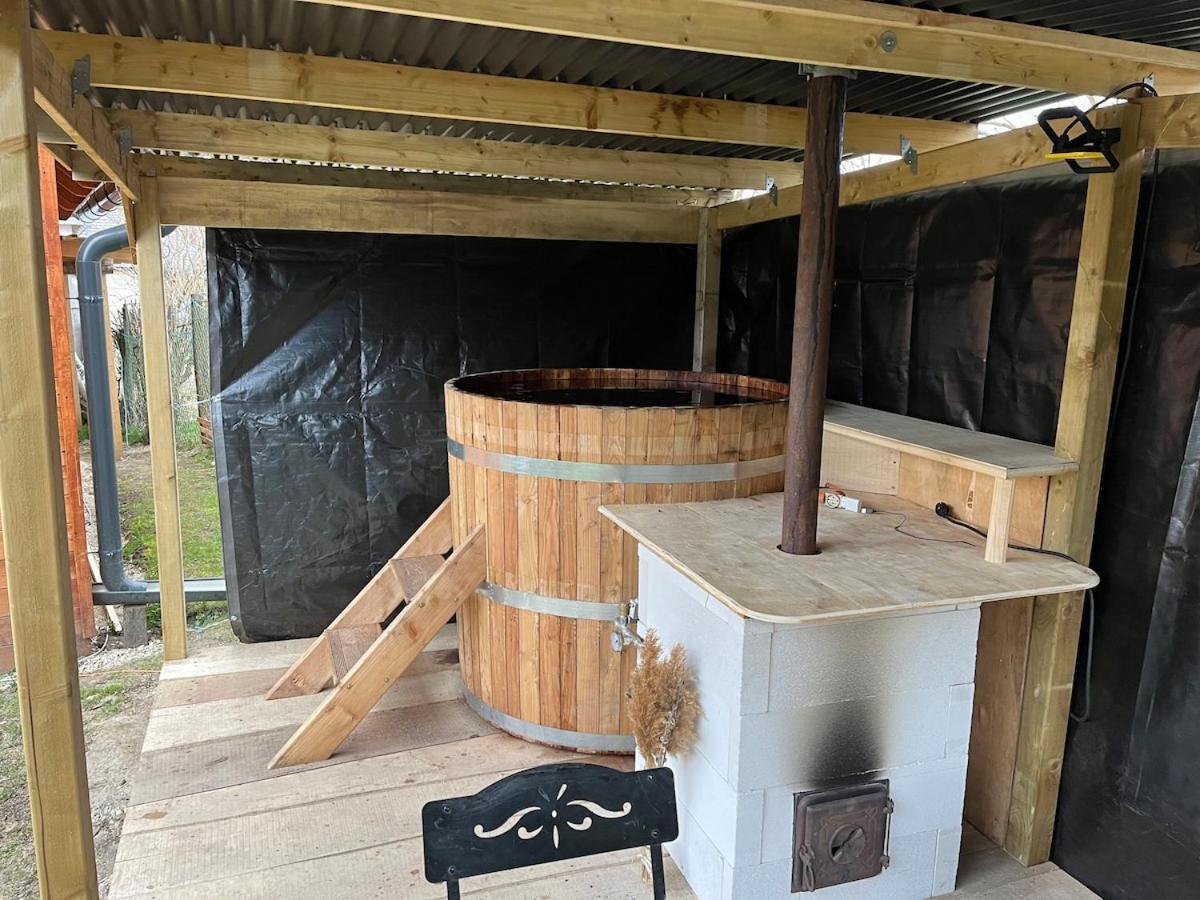 Appartement Tejfeles Vendeghaz à Porva Extérieur photo