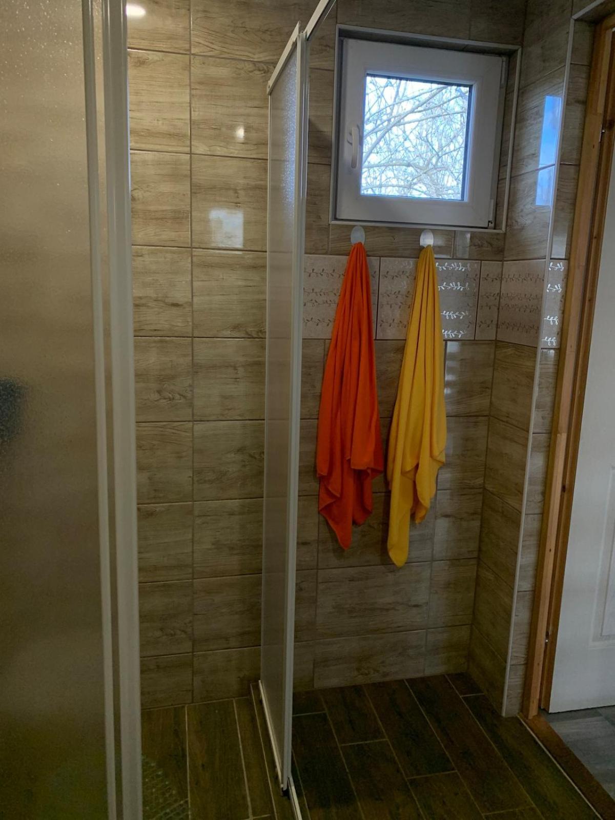 Appartement Tejfeles Vendeghaz à Porva Extérieur photo